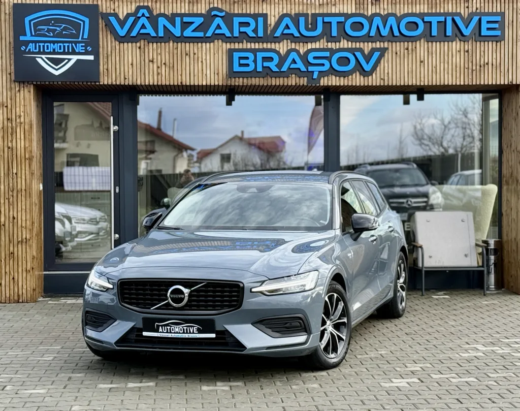 VOLVO V60 B3 AUTOMAAT MOMENTUM ADVANTAGE 5D
