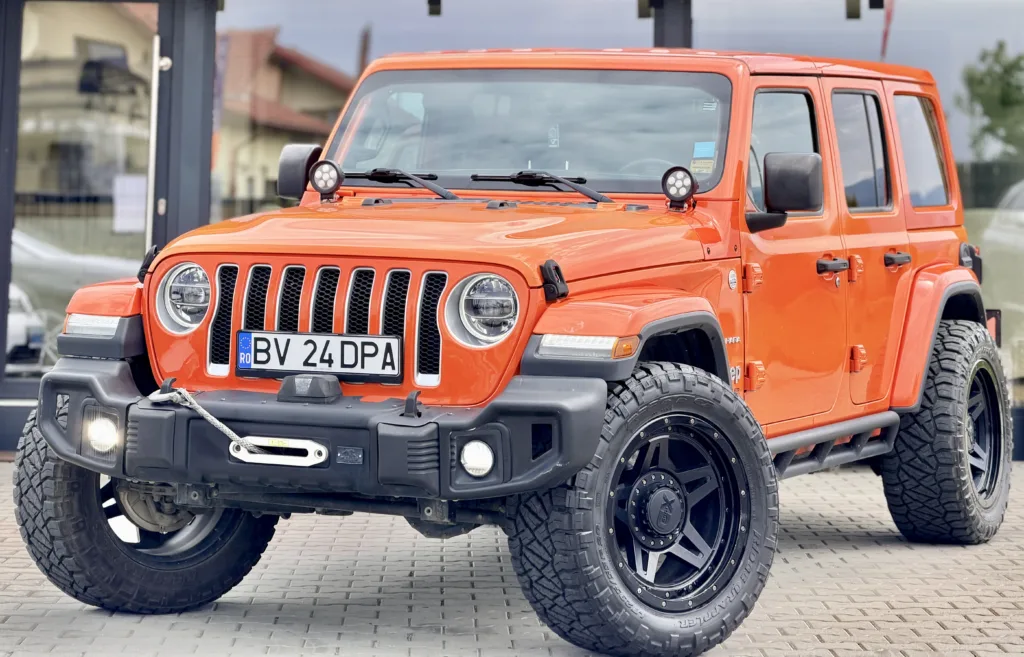 Jeep Wrangler Sahara 2.0 benzină 272 CP
