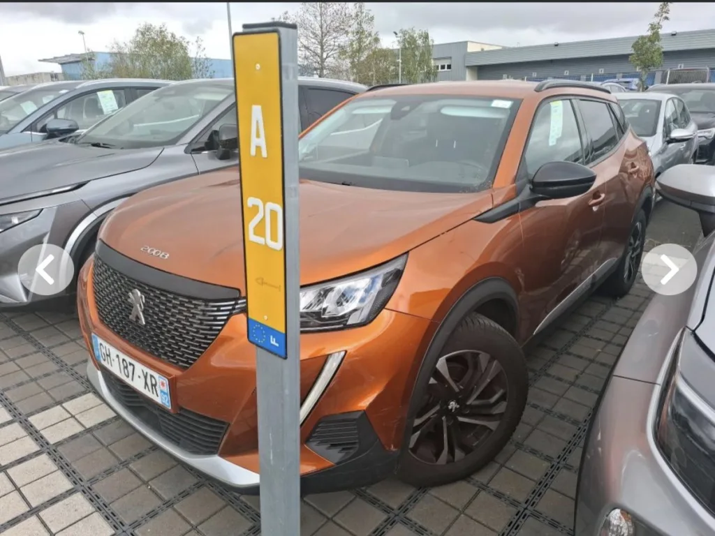 PEUGEOT 2008 1.2 PureTech 100ch S&S Allure Pack